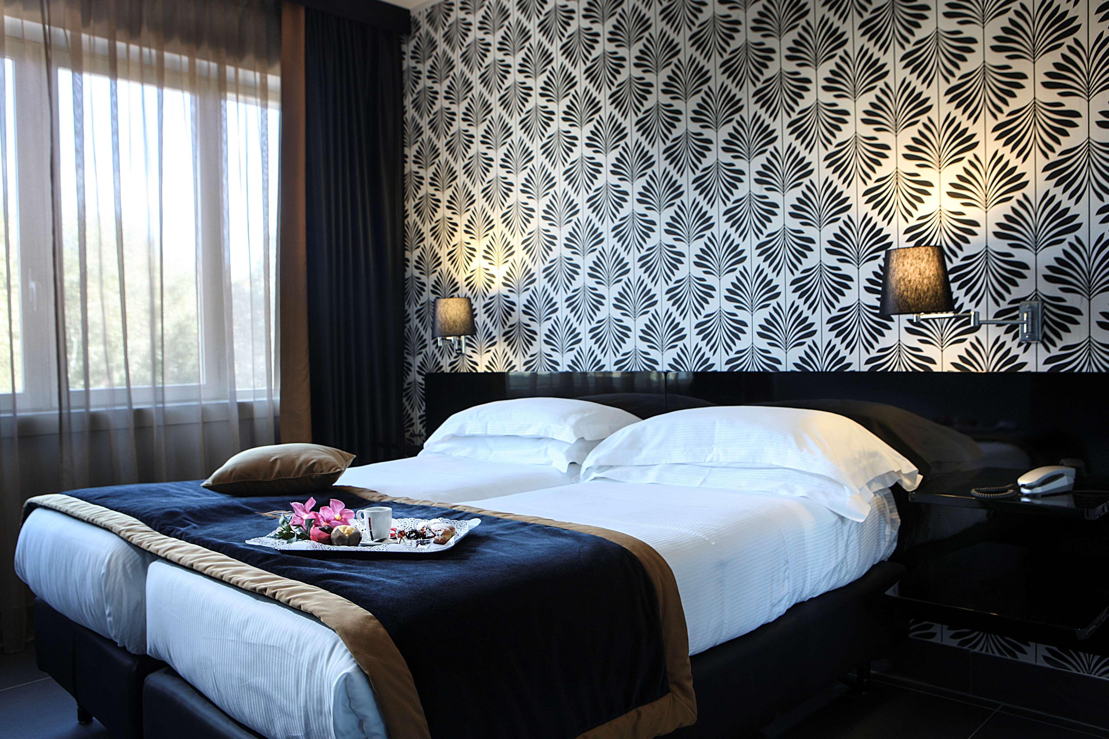 Best Western Plus Scottsdale Thunderbird Suites Εξωτερικό φωτογραφία