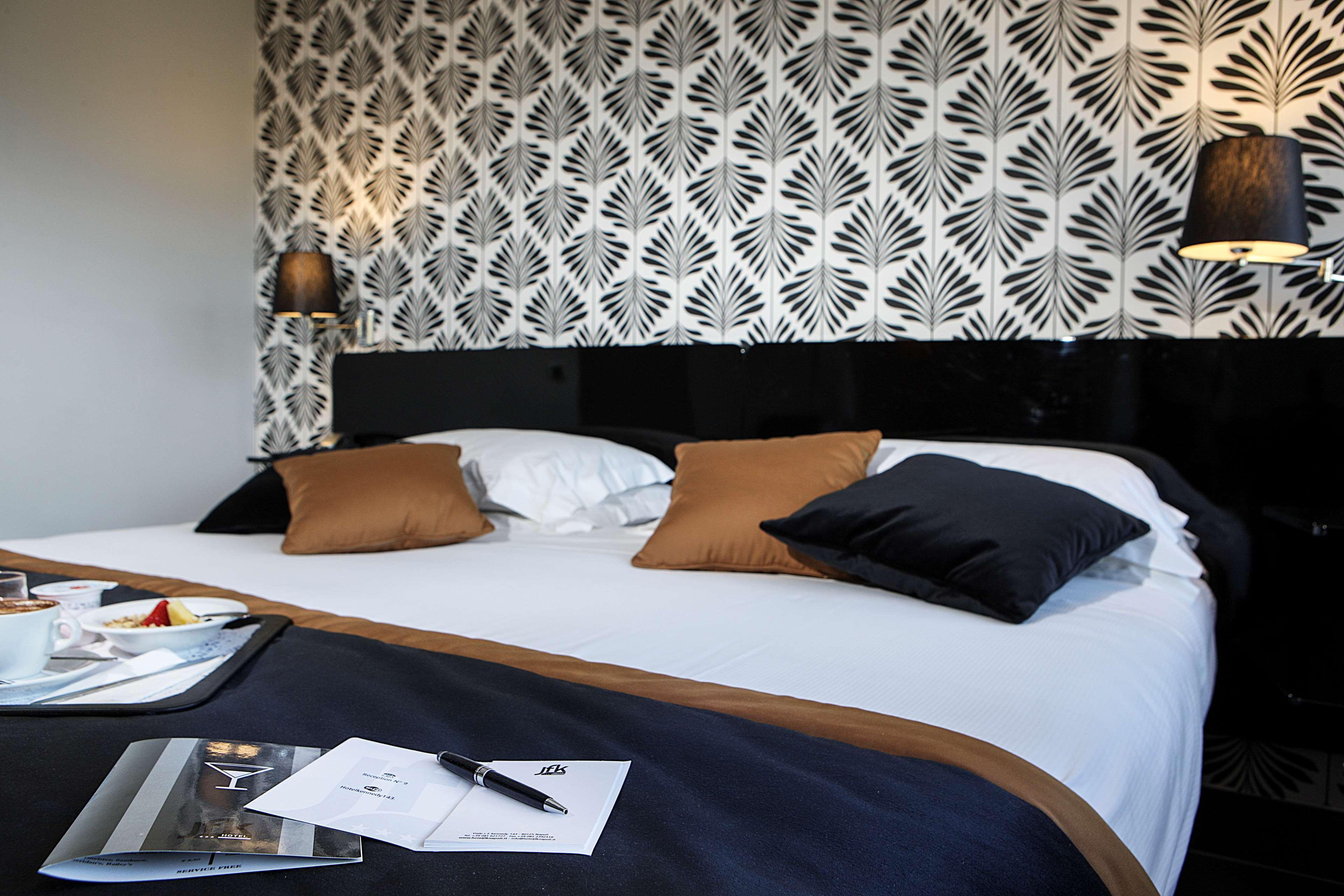 Best Western Plus Scottsdale Thunderbird Suites Εξωτερικό φωτογραφία