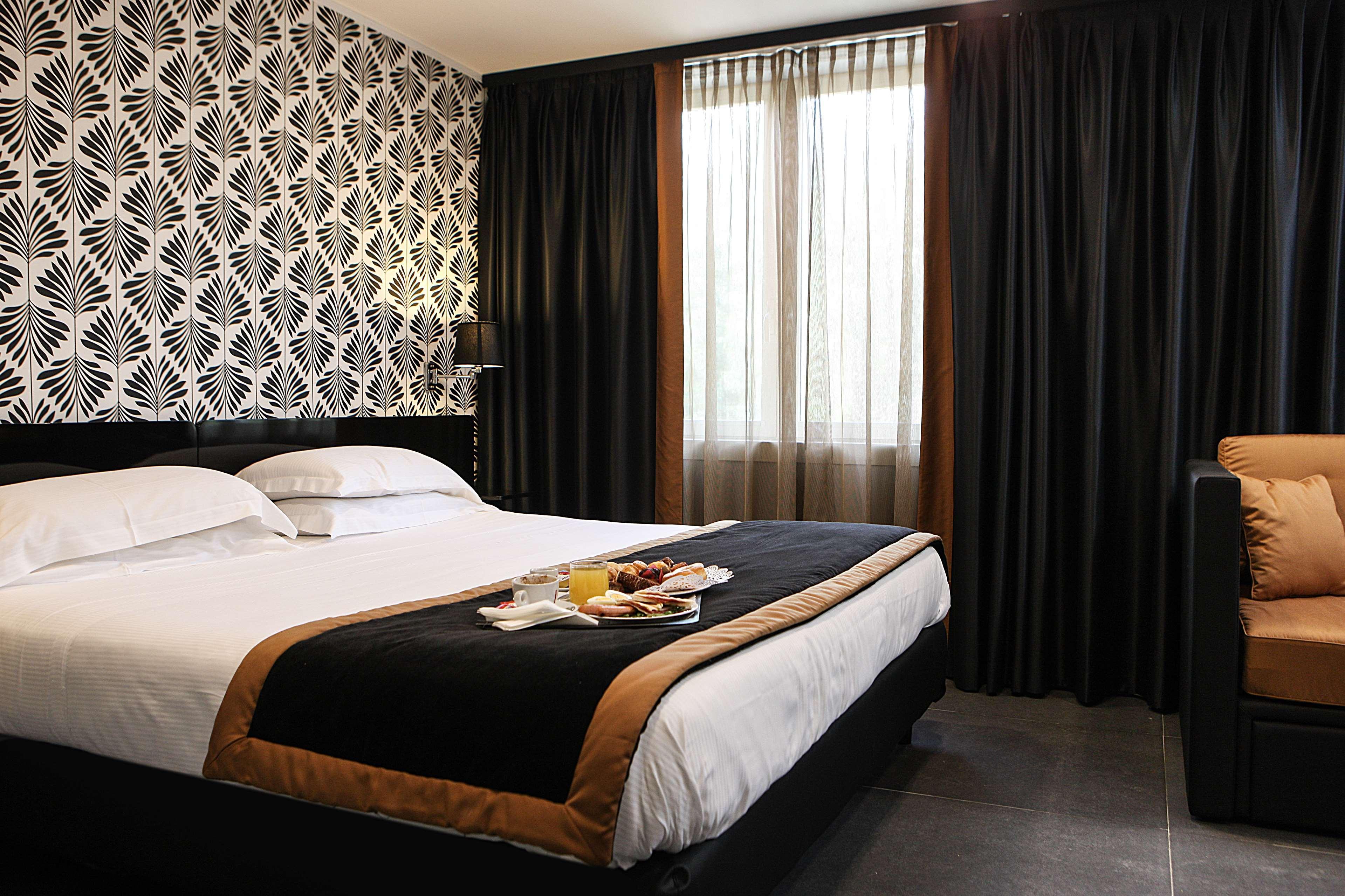 Best Western Plus Scottsdale Thunderbird Suites Εξωτερικό φωτογραφία