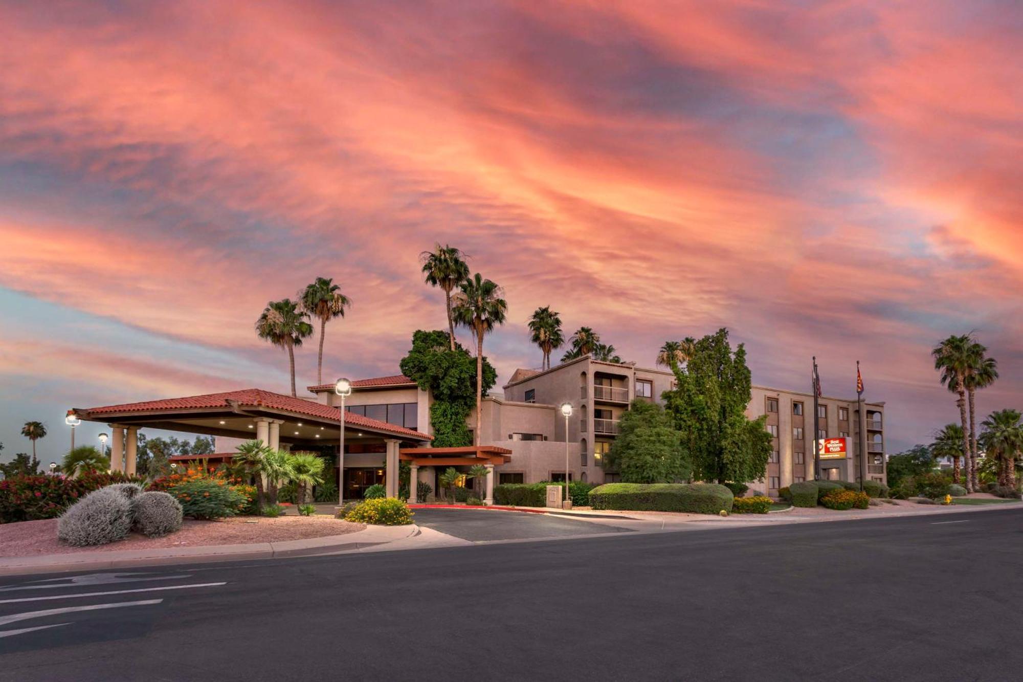 Best Western Plus Scottsdale Thunderbird Suites Εξωτερικό φωτογραφία