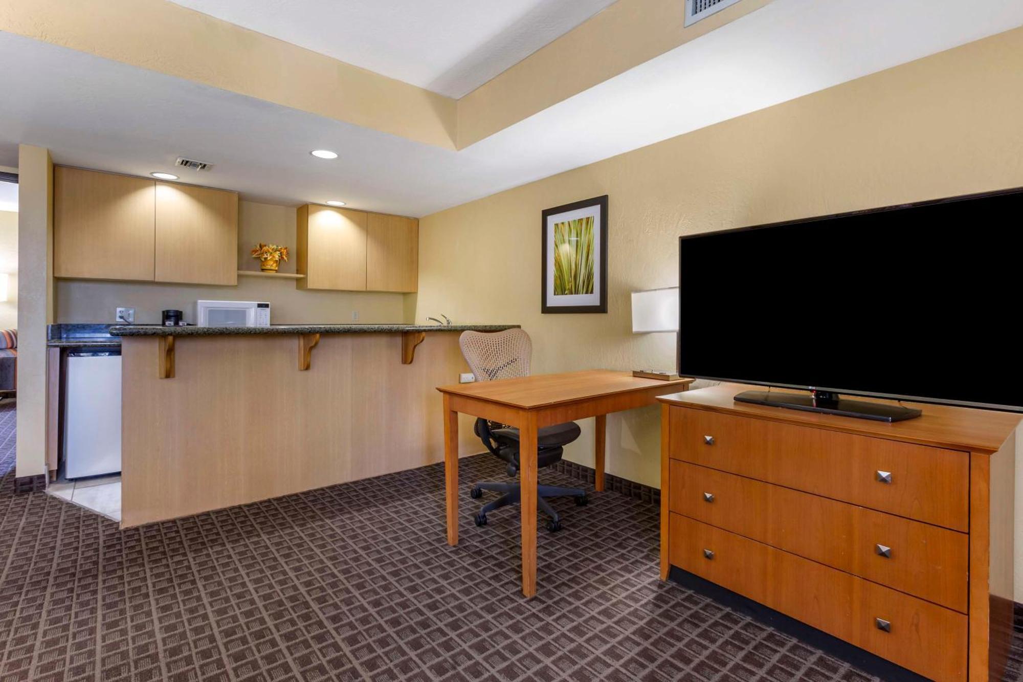 Best Western Plus Scottsdale Thunderbird Suites Εξωτερικό φωτογραφία