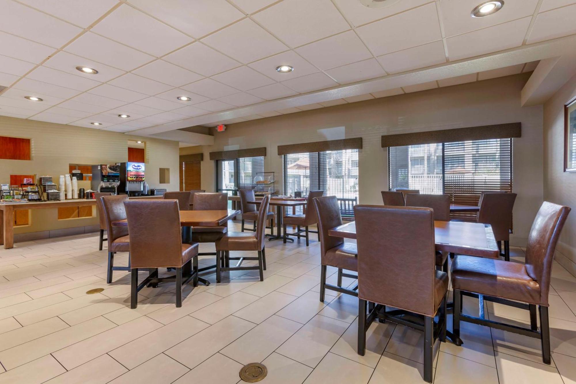 Best Western Plus Scottsdale Thunderbird Suites Εξωτερικό φωτογραφία