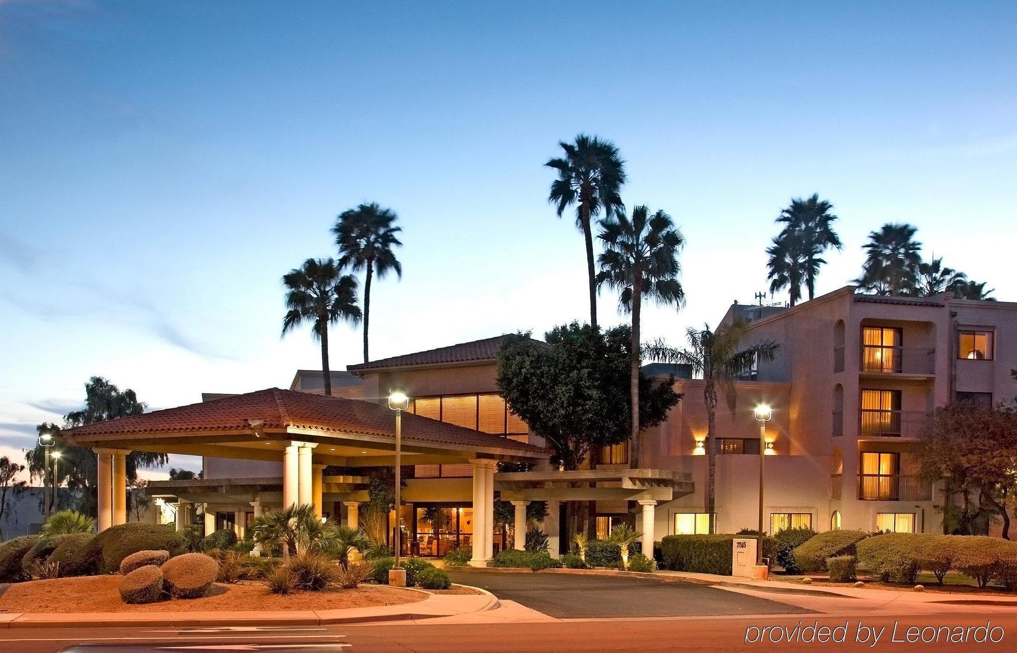 Best Western Plus Scottsdale Thunderbird Suites Εξωτερικό φωτογραφία