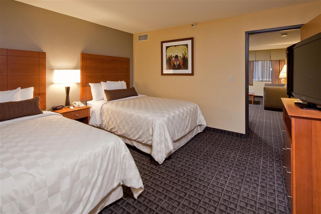 Best Western Plus Scottsdale Thunderbird Suites Δωμάτιο φωτογραφία